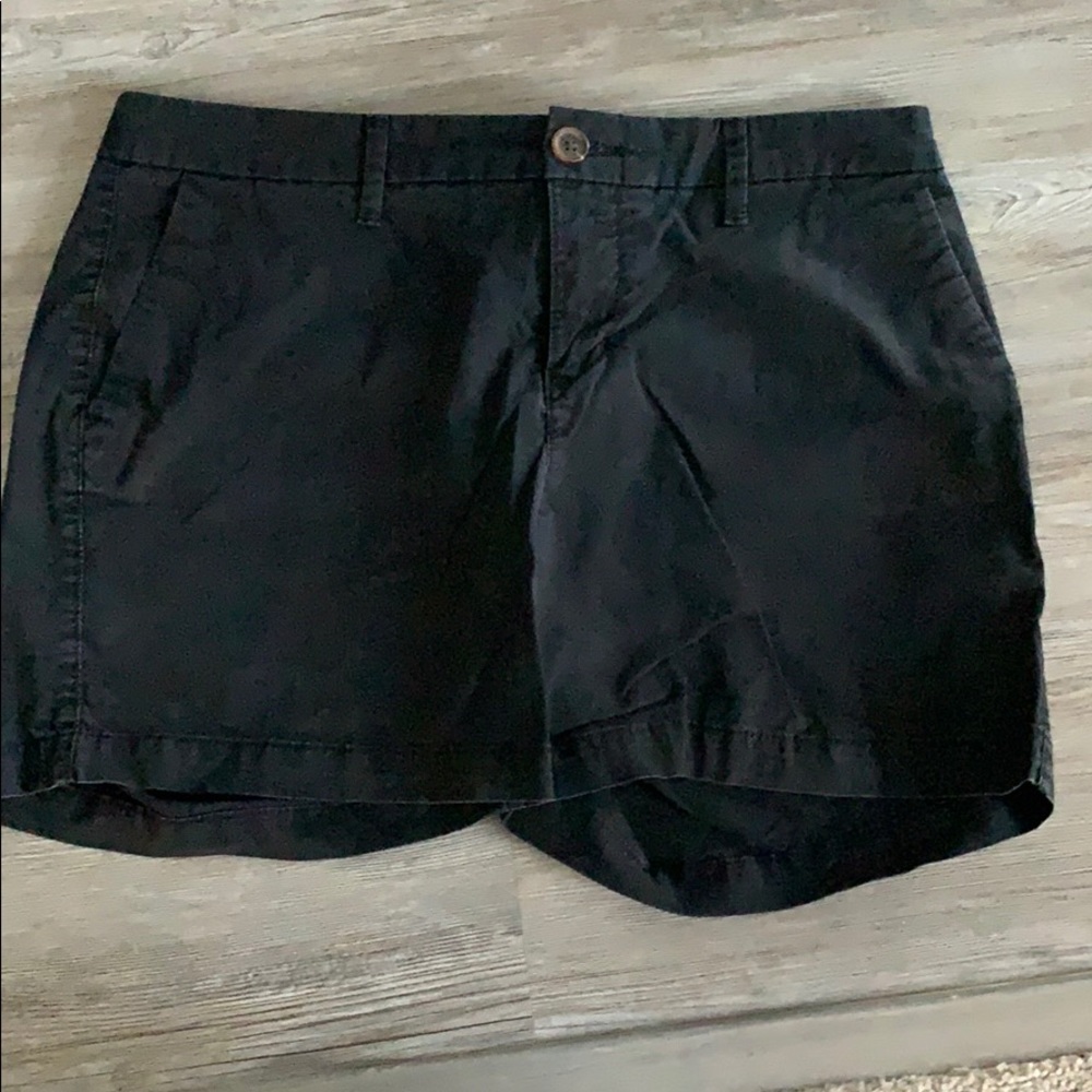 Old Navy black shorts